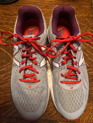 New Balance Women’s 720v3 Running Shoes Size 11 B Great Shape Very Lightly  Worn! - Main Image