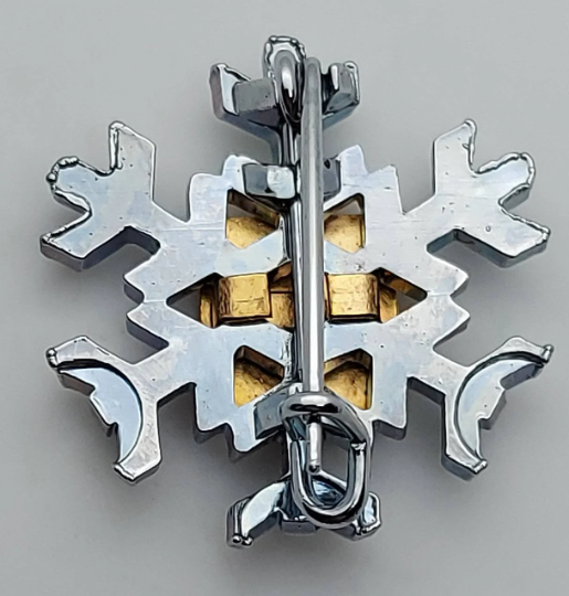 Jeux Olympiques - Pin's 14 x 8 mm Anneaux Olympiques 5 couleurs X° Jeux Olympiques d'Hiver de