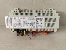 HONEYWELL W77544R431 CONTROLLER 230VAC,50/60HZ MAX.6VA