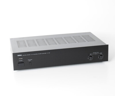 Yamaha M-35 Natural Sound Stereo 2/4 Channel Power Amplifier