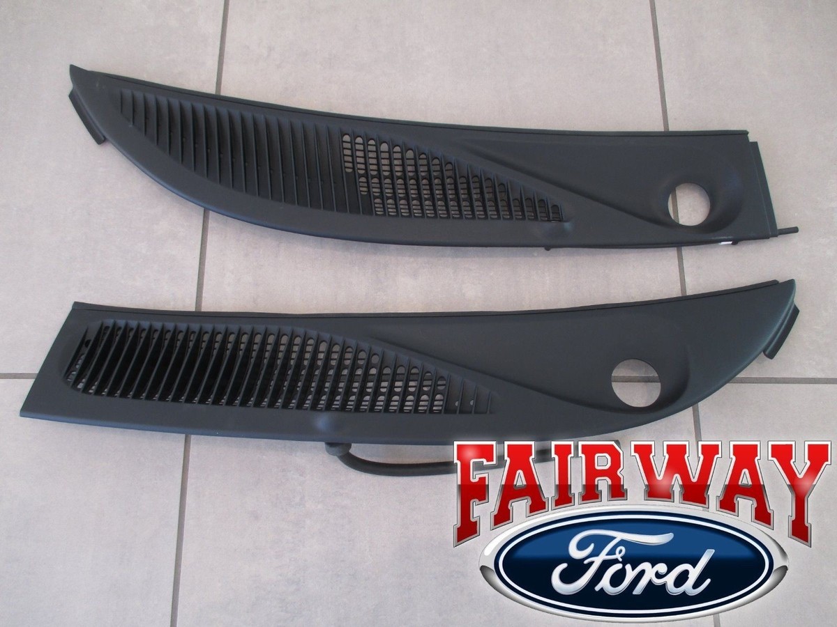 95 thru 01 Explorer Mountaineer OEM Ford Windshield Wiper Cowl