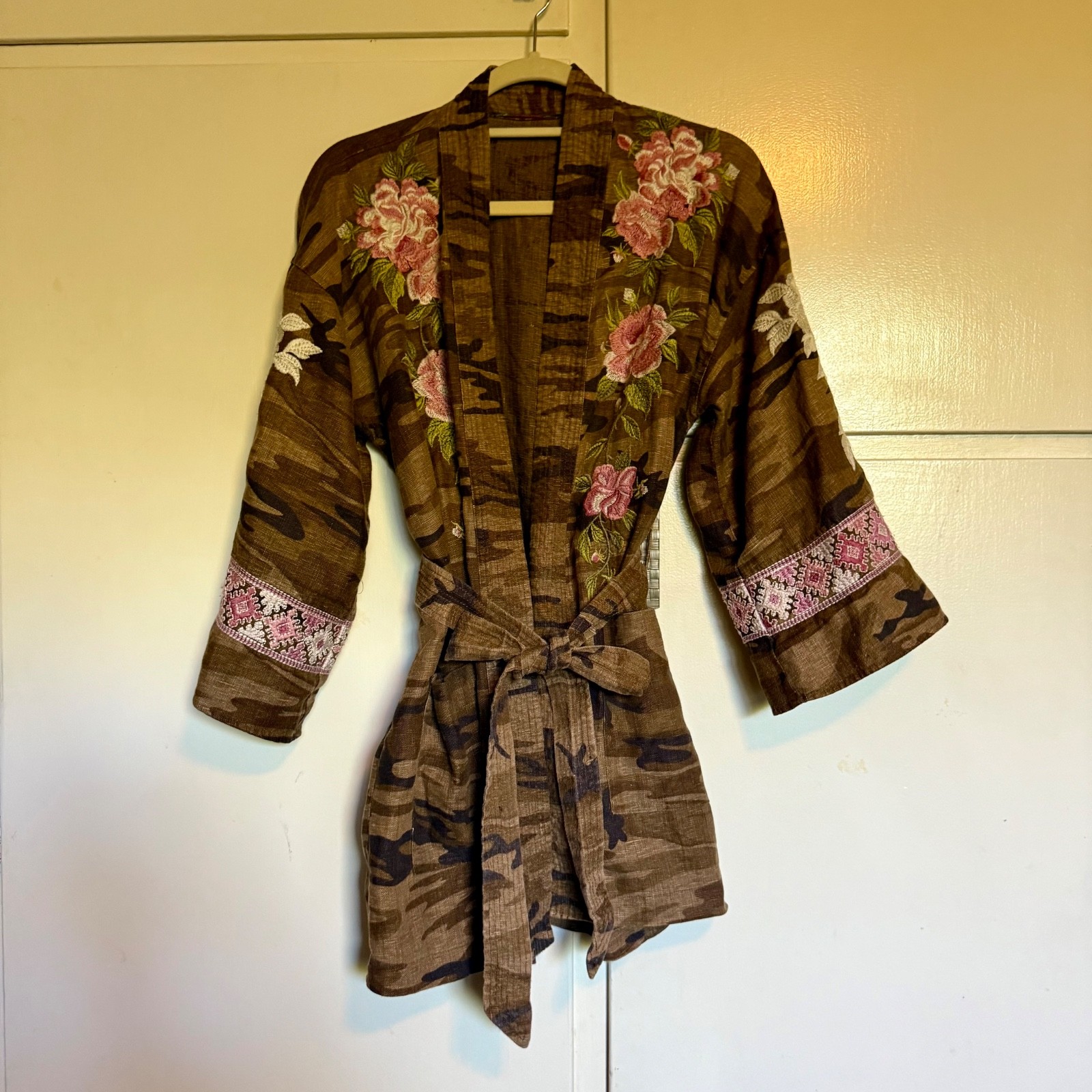 Johnny Was Flora Camo Embroidered Kimono Duster in Linen with Belt Boho Style