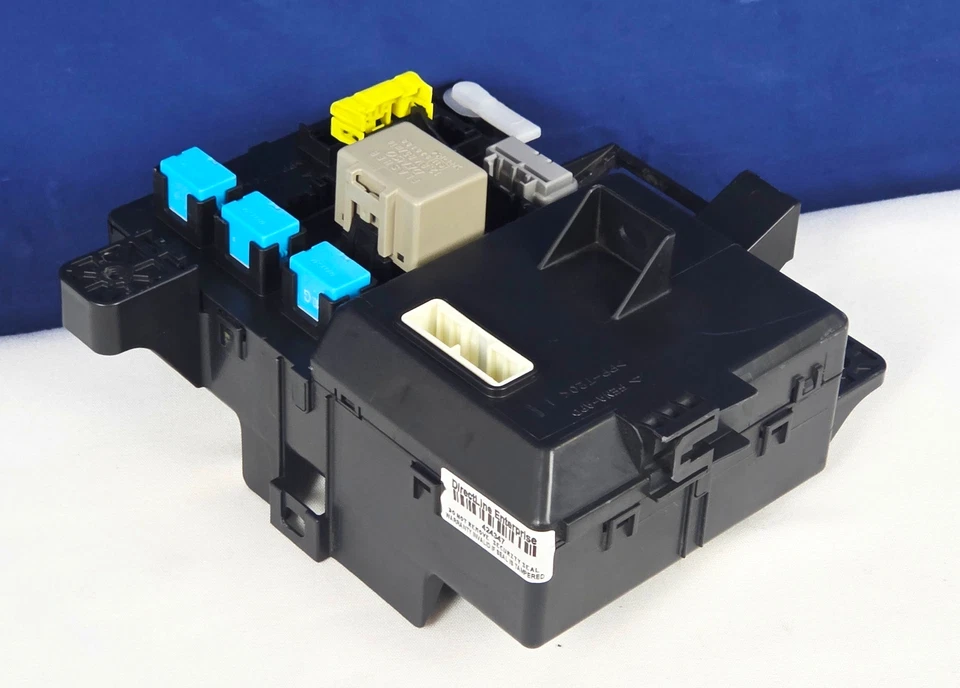 Toyota Tacoma 2005-2010 interior cabina relé de fusibles caja de conexiones TMB-37 Foto 3 de 4