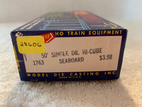 Roundhouse HO Scale Unassembled Box Car Kits each sold separately - Picture 70 of 252