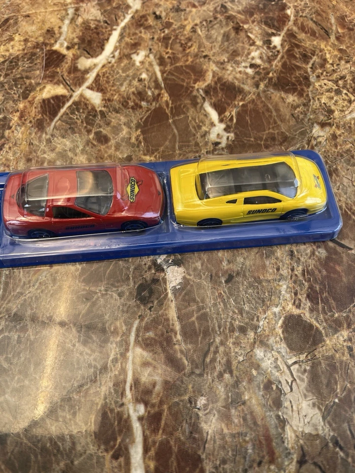 Maisto Diecast sunoco 捷豹和护卫舰 两套 2003 复古 全新  — 第 3/4 张图片