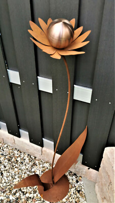 Skulptur Blume Palermo Cortenstahl 120 cm mit Standfuß Dekoration Garten