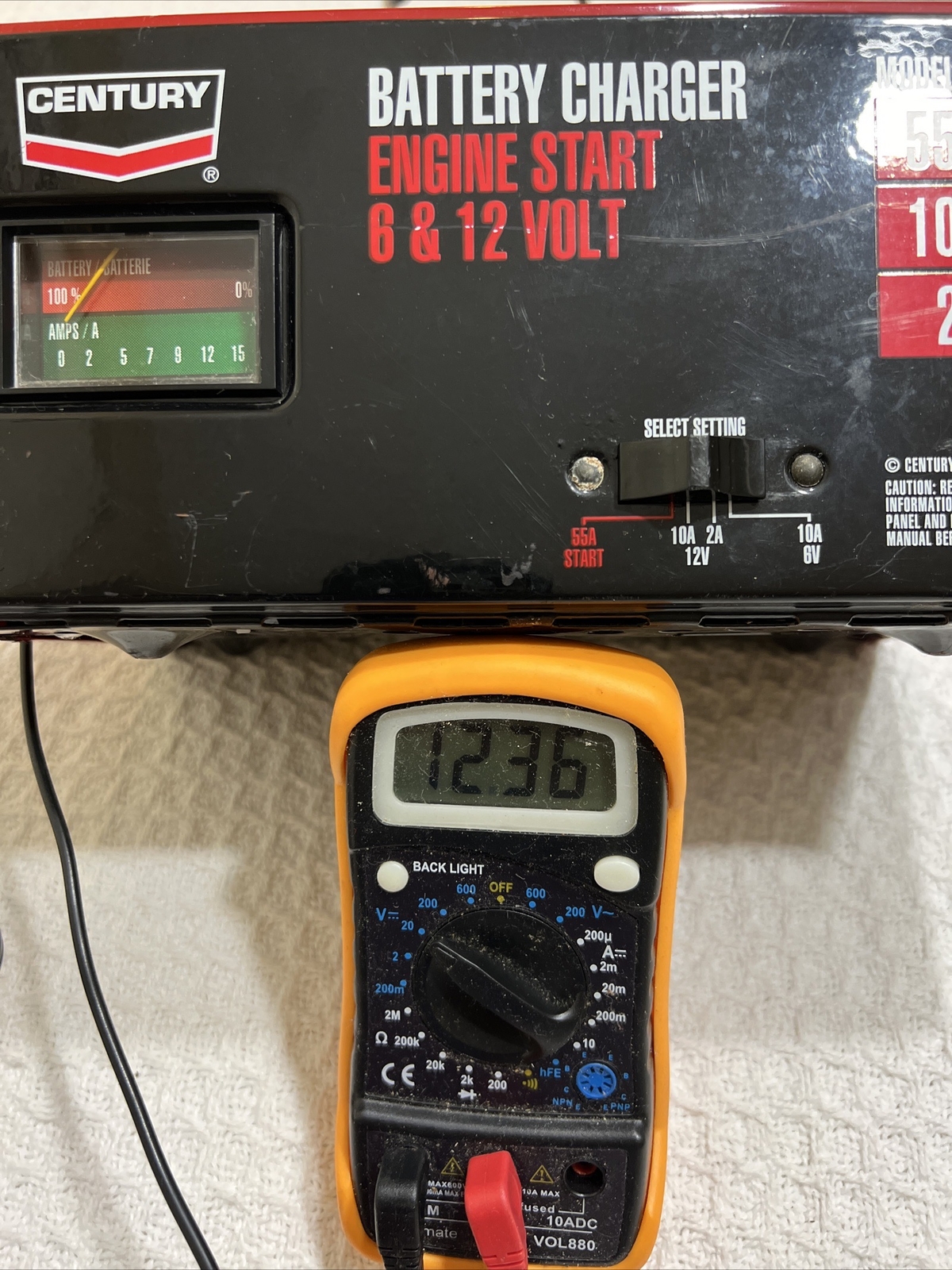 Century Dual Range 612 V Battery Charger Engine Starter 10/2/55 AMP