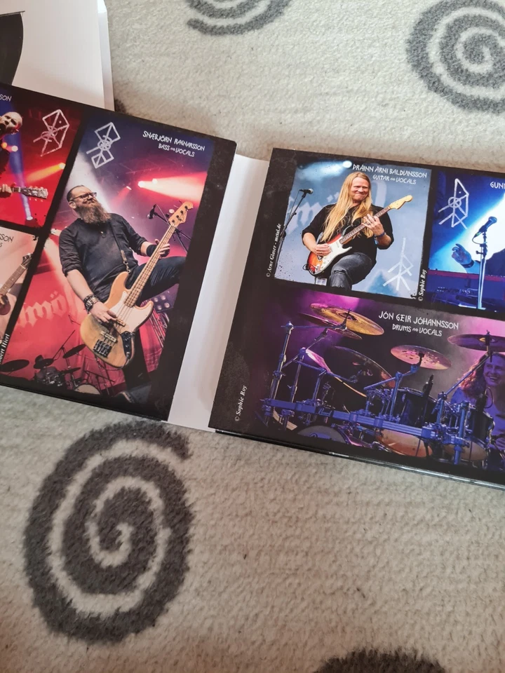 2 CD + Blu-ray Skalmöld - 10 Year Anniversary - Live in Reykjavik - Bild 3 von 3