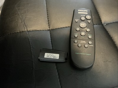 PHILIPS Digital Remote Control Model RC331401/01 ~ Genuine.