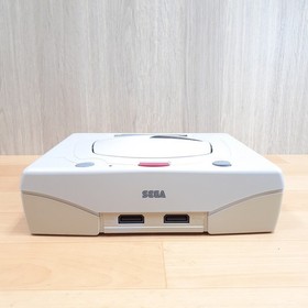 Sega Saturn white Console with 2 Virtua Gun Virtua Stick  controllers & 7 Games