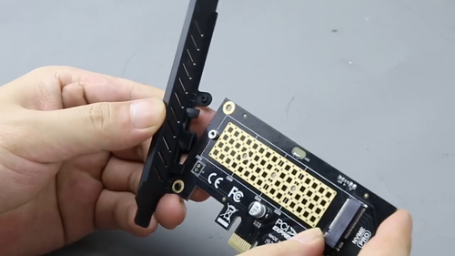 JEYI PCIe 4.0 X4 to M.2 NVMe Adapter 64Gbps Card With Aluminum SSD Heatsink - Video 1 of 1