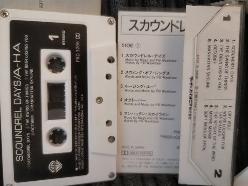 A-ha - Scoundrel Days (Cassette Tape) With Lyric Sheet - Picture 3 of 5