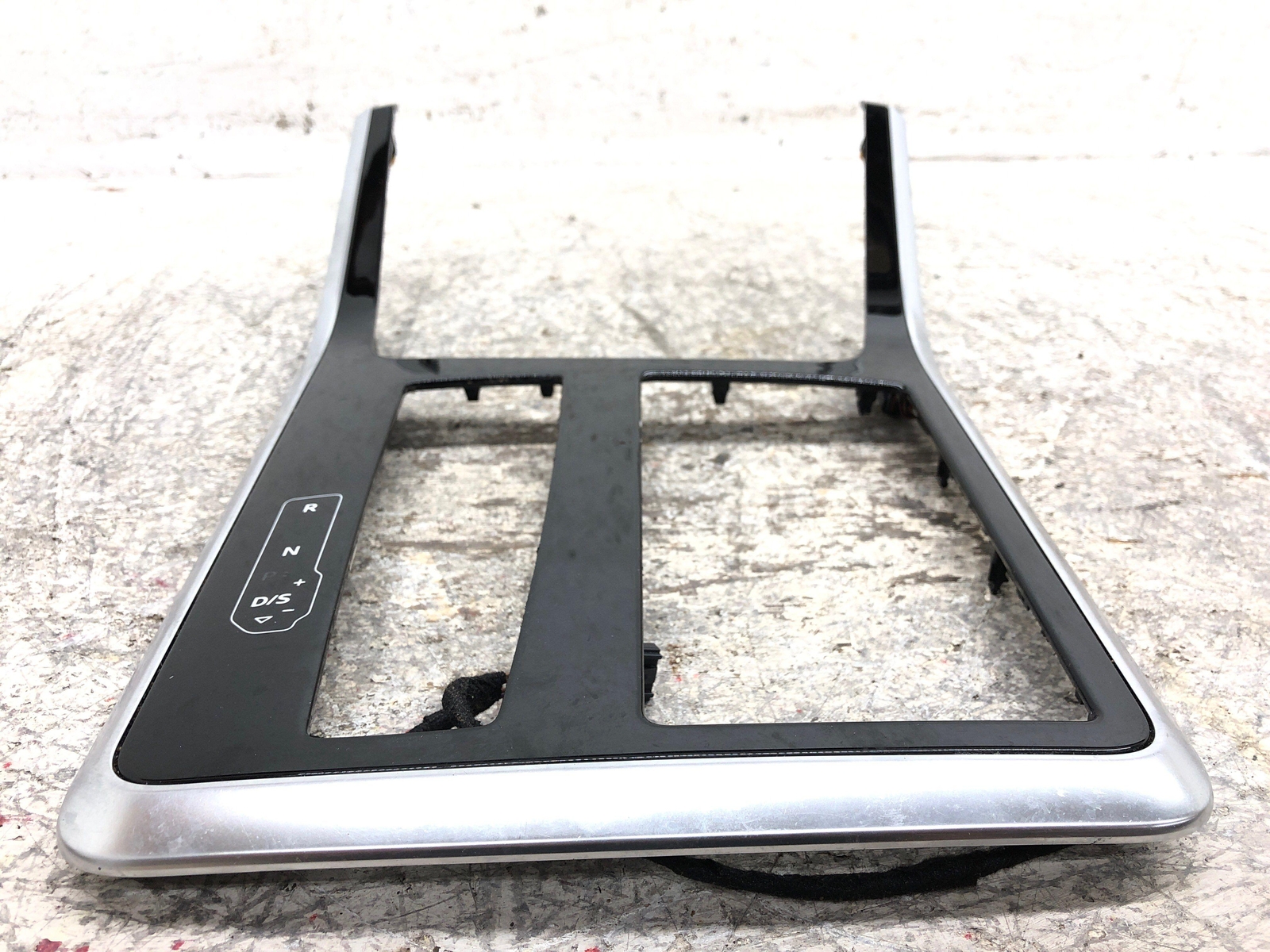 2019 AUDI Q8 SPEED LEVER MOLDING 4M8863324D OEM | eBay 