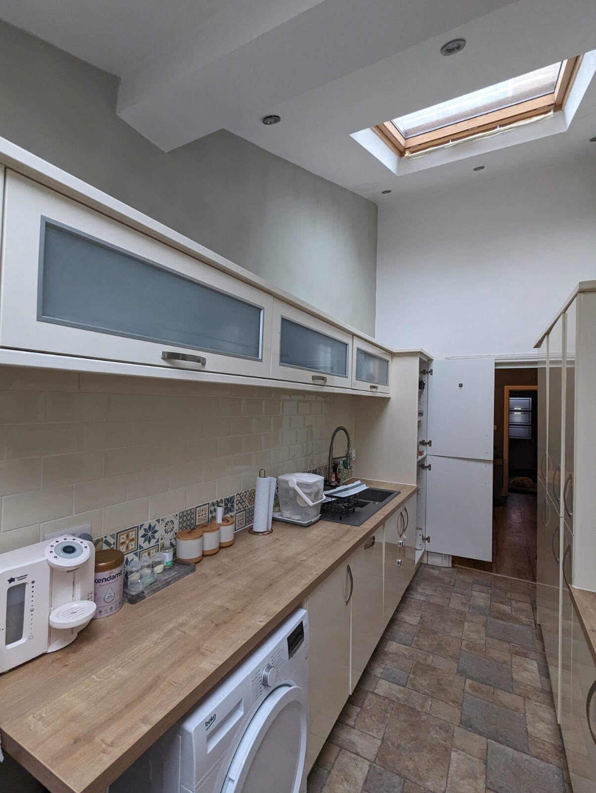 Used kitchen Units including Appliances fridge, freezer, dishwasher