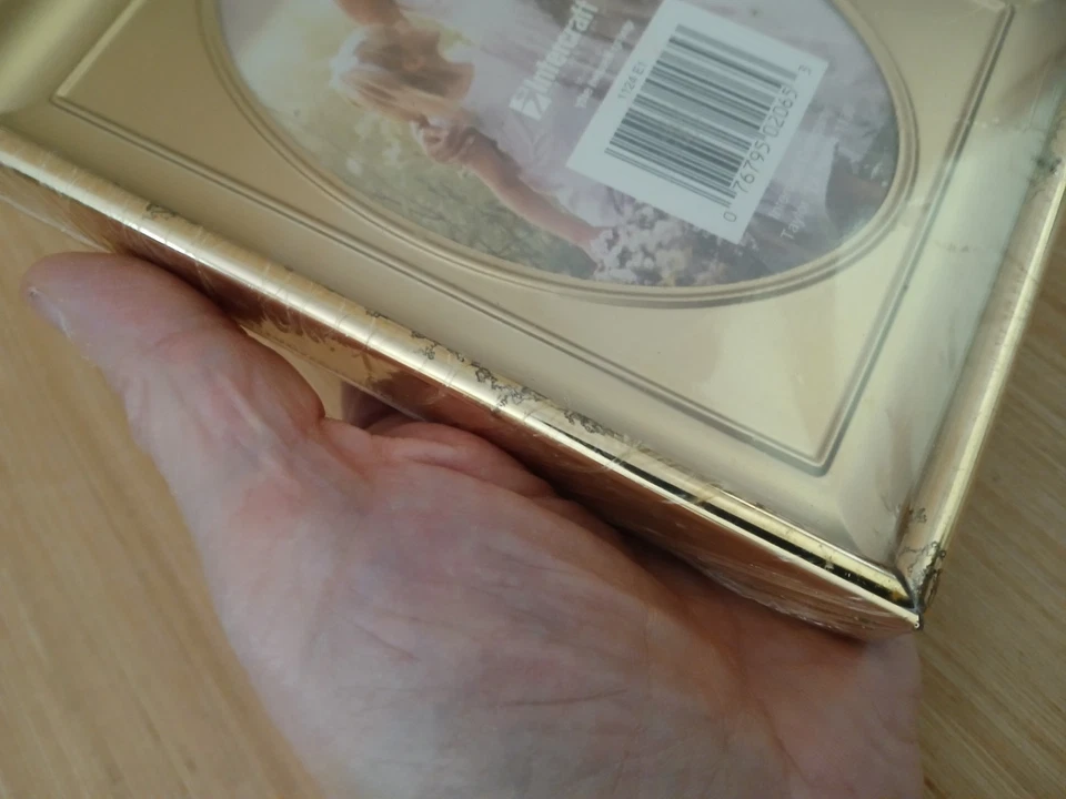 NEW Intercraft Gold Metal Picture Frames Set of 2 Rustic Look Hold 3.5 x 5 Photo - Image 4 of 4