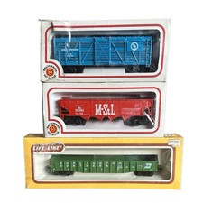 BACHMANN LIFE-LIKE HO Scale Train Cars And Caboose lot of 3 w/Original Boxes