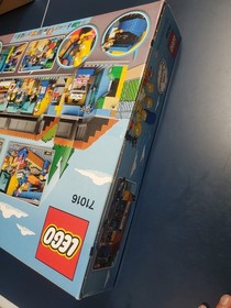 LEGO The Simpsons: Kwik-E-Mart (71016) Brand New In Factory Sealed Box RETIRED!