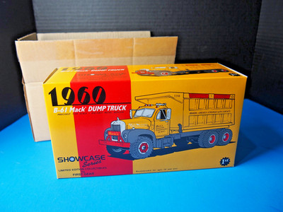 FIRST GEAR  B-61 MACK DUMP TRUCK 1960 SCALE 1:34 Marios Concrete Construction