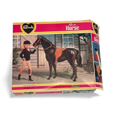 Pedigree Sindy Doll Vtg 13''   Horse With Box