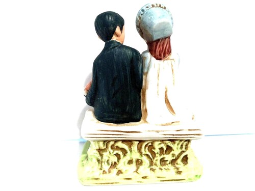 Norman Rockwell NR-207 Lovers Aug 30 1979 Dave Grossman Figurine Made in Japan - Picture 7 of 12