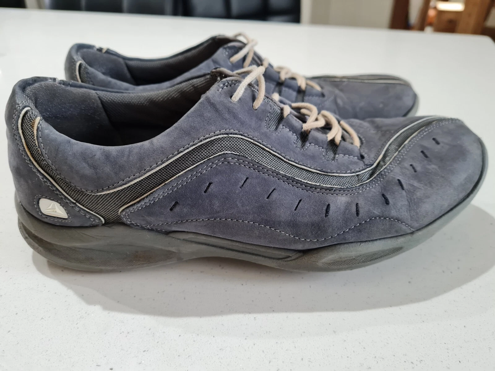 Scarpe da passeggio comode Clarks Wave blu stringate taglia 7D