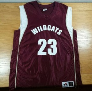 maroon and white basketball jersey