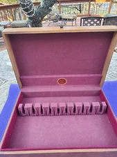 Naken's Tarnish Proof Silverware Chest Vintage Mahogany Finish Wooden Case 15½"