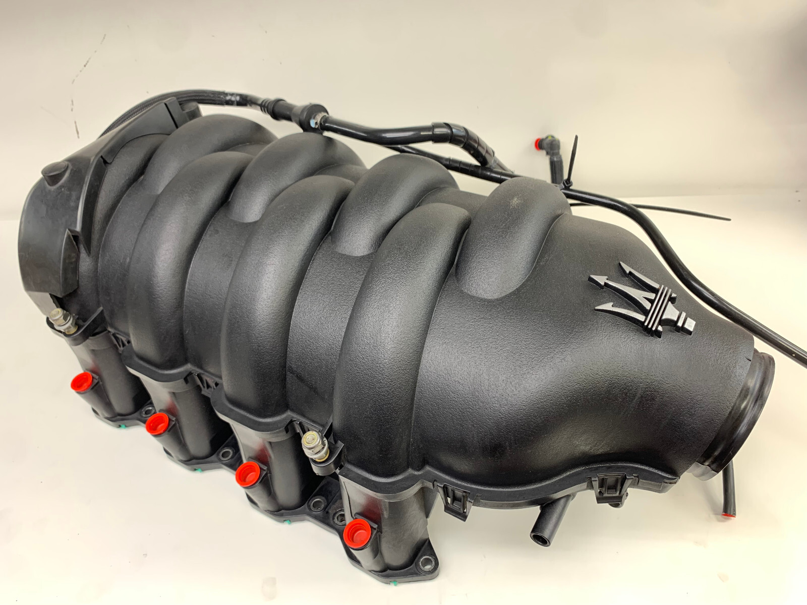 2005-2007 Maserati Quattroporte M139 Engine Air Intake Manifold OEM 4.2L 195699
