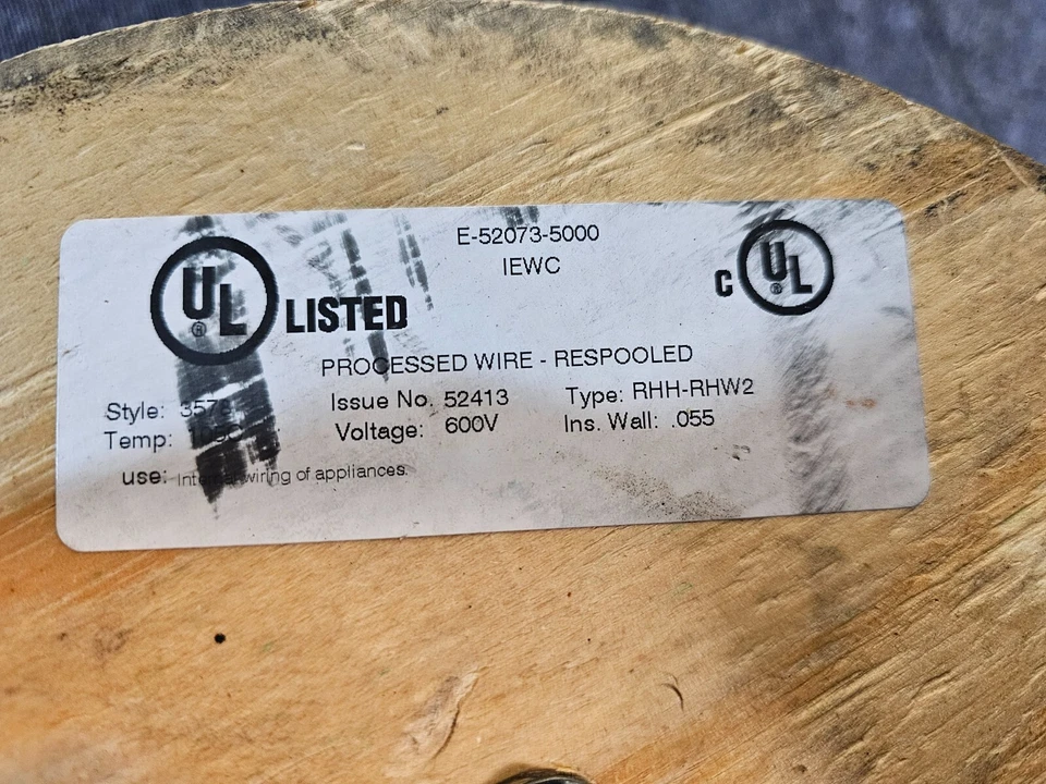 CABLE DE ALIMENTACIÓN RG FLEX 186 FT 2 AWG DC, L2, ROJO SIN TRENZA, 2AWG-L2RD, 32051199 Foto 2 de 4