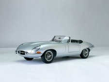 AutoArt Signature Jaguar E-Type Series 1 3.8 Roadster 1/18 Scale. Silver.