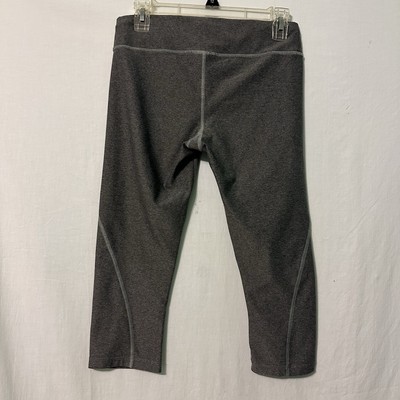 The North Face Women's Gray Crop Capri  Legging Size Medium Preowned EUC