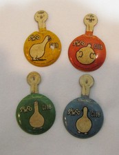 AL CAPP SHMOO CLUB SEALTEST ICE CREAM TIN LITHO TAB PIN PREMIUM 4 DIFFERENT 1948