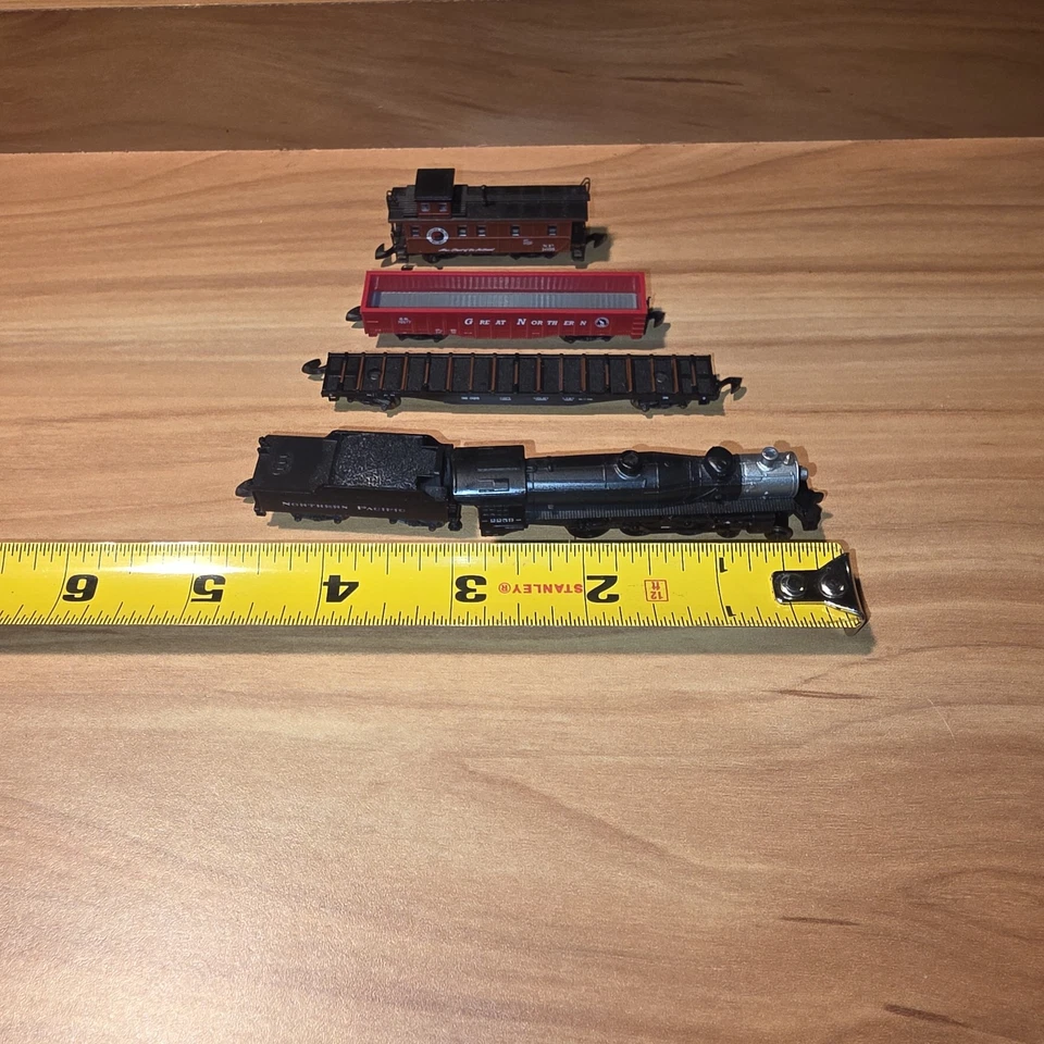 Marklin Z Mini-Club 81535 Northern Pacific Freight Set Untested Locomotive Cars - Image 3 of 4