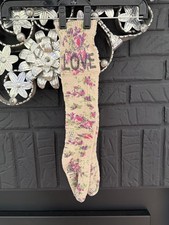 SOLD OUT Magnolia Pearl Floral Love Big Dipper Socks OS