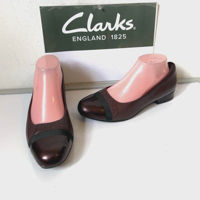 Clarks Slipper Leder Größe UK 6 EU 39,5.