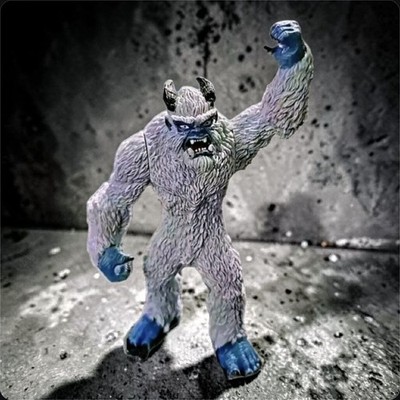 Schleich Eldrador Blizzard Bear 2017 Ice Creature Figure 42458