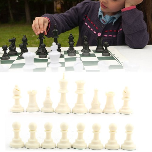 (Large-75mm) 32PCS Chess Pieces Plastic Chess Set Chess Pieces Only VT - Picture 14 of 22