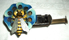 Rares antikes mechanisches Bienen-Blech-Spielzeug - Arnold Bee Tin Sparkler Toy