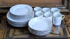 NEW 24 Pieces Thun Bohemia Czech Republic Porcelain Dinnerware Set For 6