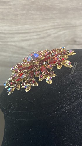 Vintage Starburst Brooch Pin Red Rhinestone Prong Set Gold Tone - Picture 9 of 19