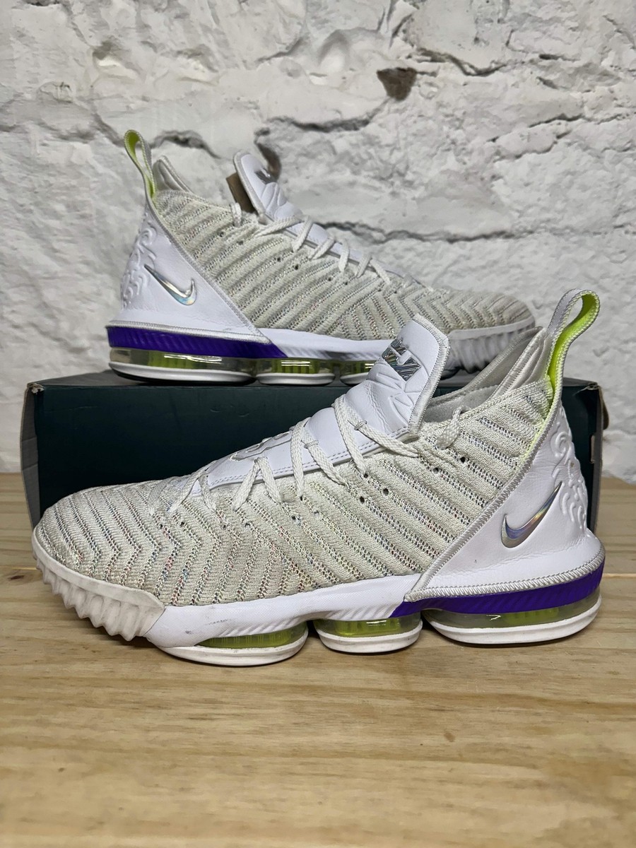 NIKE LeBron 16バズライトイヤー nike Lebron 16 Buzz Light year Size 9.5 With Box | eBay