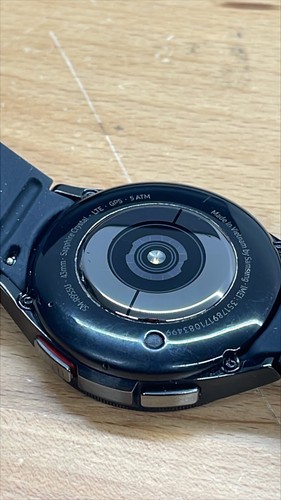 Samsung - Galaxy Watch6 Classic Stainless Steel 43mm LTE Black - Very Good - Zdjęcie 3 z 4