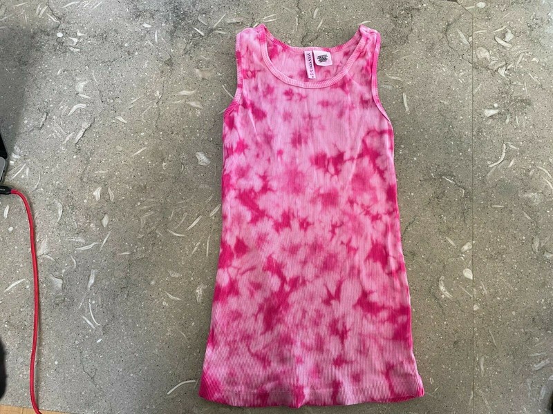Girls Full Tilt Tillys 100% cotton tie dye tank top shirt medium M pink