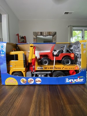 bruder mail truck