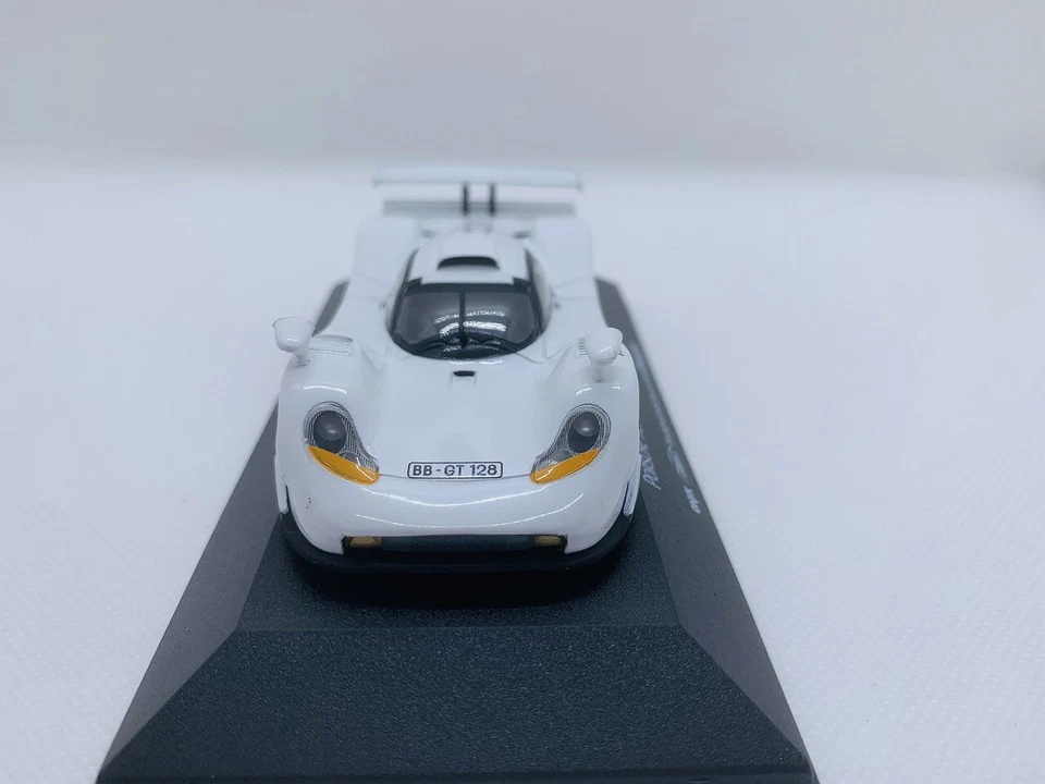 Coche de carretera Onyx Porsche 911 GT1 1998 BLANCO raro   Foto 3 de 4