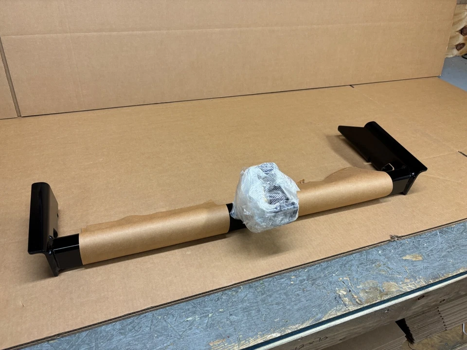 NEW GM BY Curt TRAILER HITCH Rear Cargo Carrier 1.25 Receiver 110lb CHEVY SPARK - Image 2 of 4