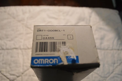 NEW OMRON DRT1-OD08CL-1 REMOTE TERMINAL