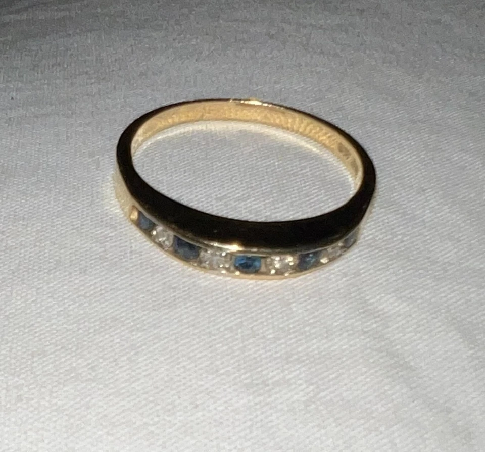 ANILLO DE DIAMANTES Y ZAFIRO CON BANDA DE CANAL ABOVEDADO FINO ORO 14K TALLA 7 EXCELENTE ESTADO. Foto 2 de 4