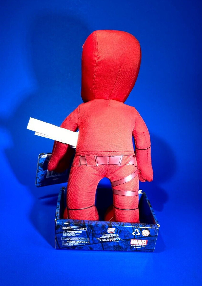 Marvel Peluche Daredevil 20 Cm - Bambola Morbida Supereroe Con Adesivo, Regalo Per Bambini E Collezionisti Dai 3 Anni - 3