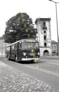 ZWEI Negative 24x36 mm HENSCHEL Bus HS 160 USL Kassel 1957 (1941 1943)